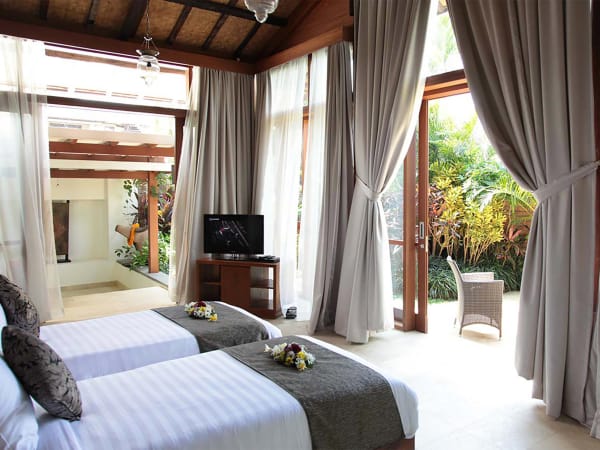 Villa Amy - Twin bedroom view